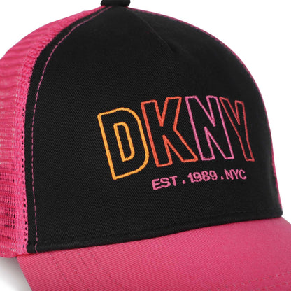 Cap DKNY