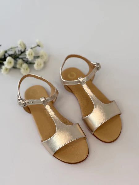 T-Bar Sandal Metallic Champagne Gold Chloe &amp; Jule