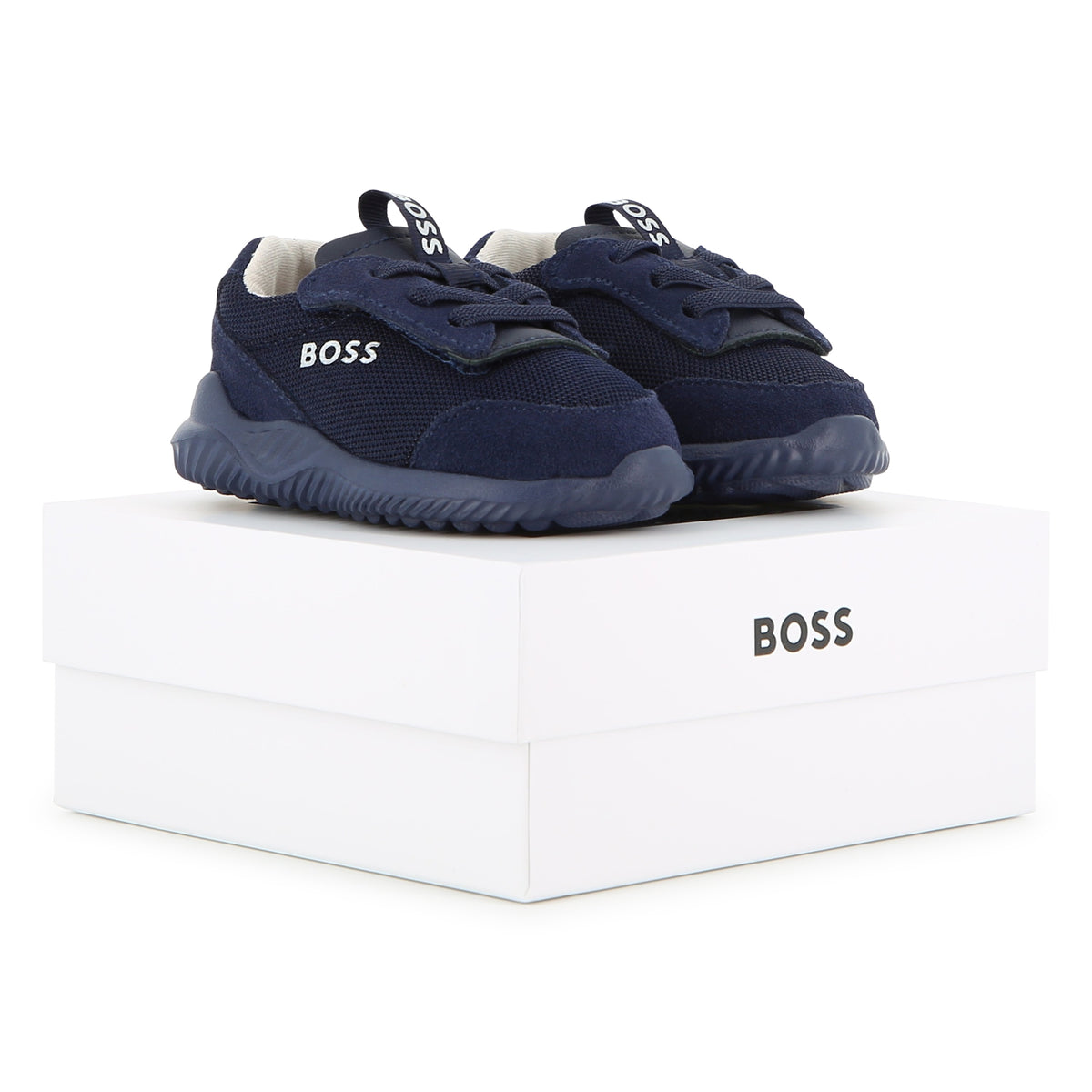 BOSS Sneakers (J53552)